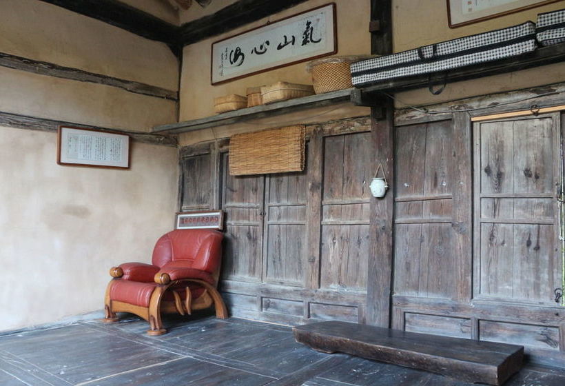 بنسيون Dureung Gotaek