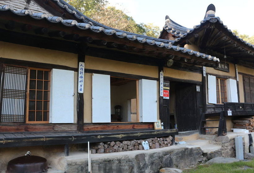 بنسيون Dureung Gotaek