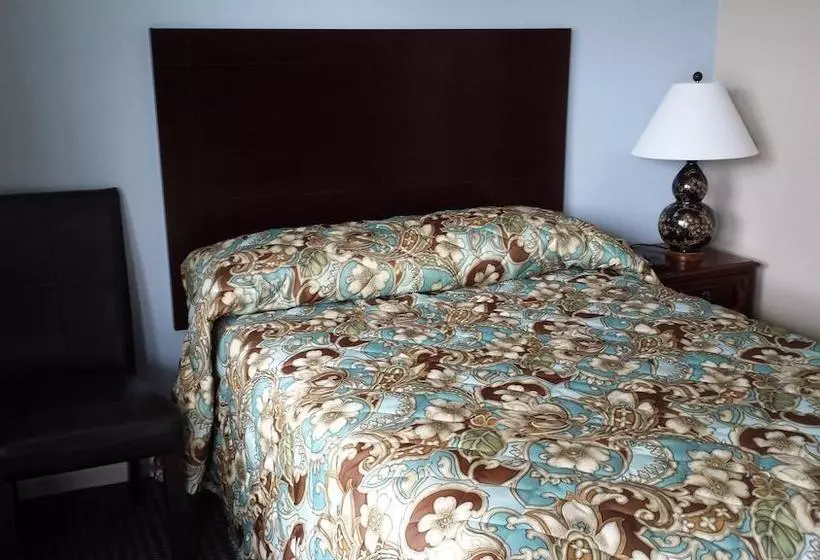 Pirate S Cove Motel