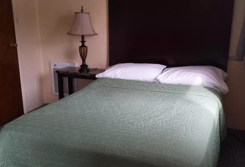 Pirate S Cove Motel