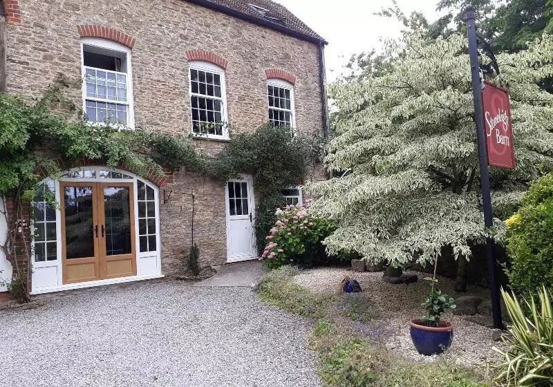 Stoneleigh Barn Bed And Breakfast