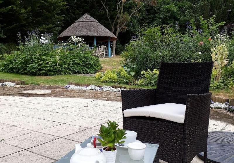 Stoneleigh Barn Bed And Breakfast