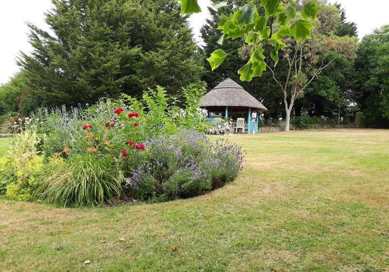 Stoneleigh Barn Bed And Breakfast