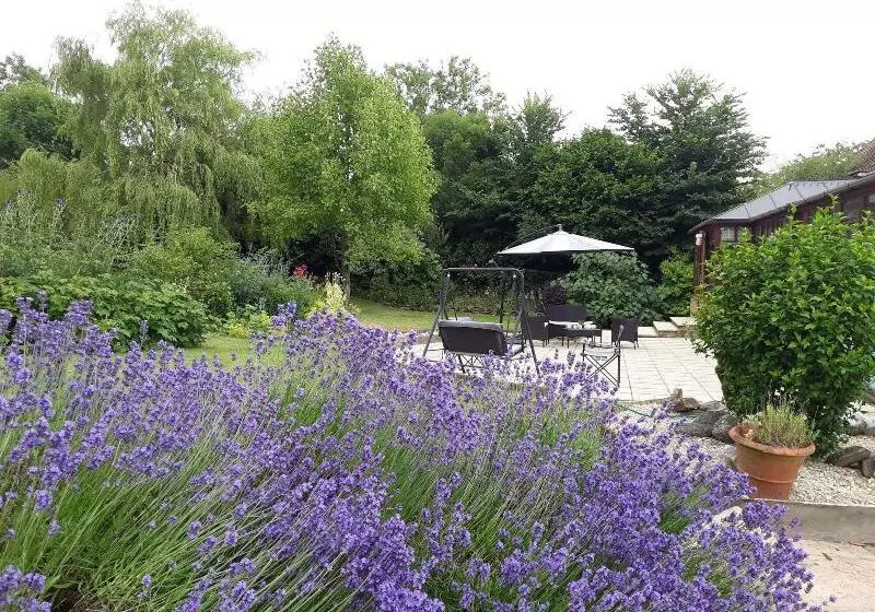 Stoneleigh Barn Bed And Breakfast