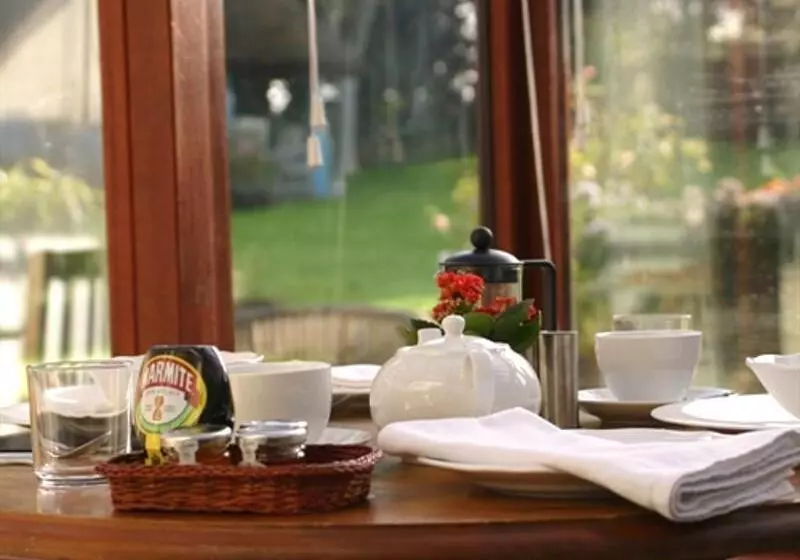 Stoneleigh Barn Bed And Breakfast