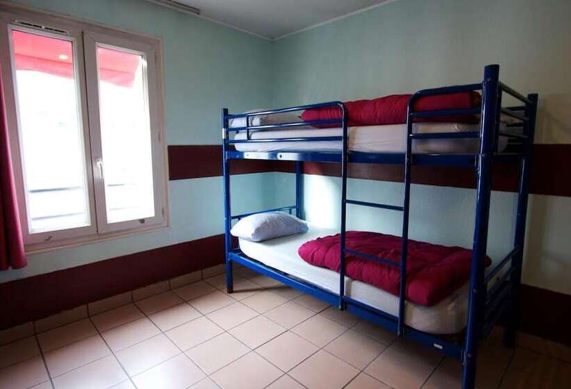 ユースホステル Auberge Internationale Des Jeunes