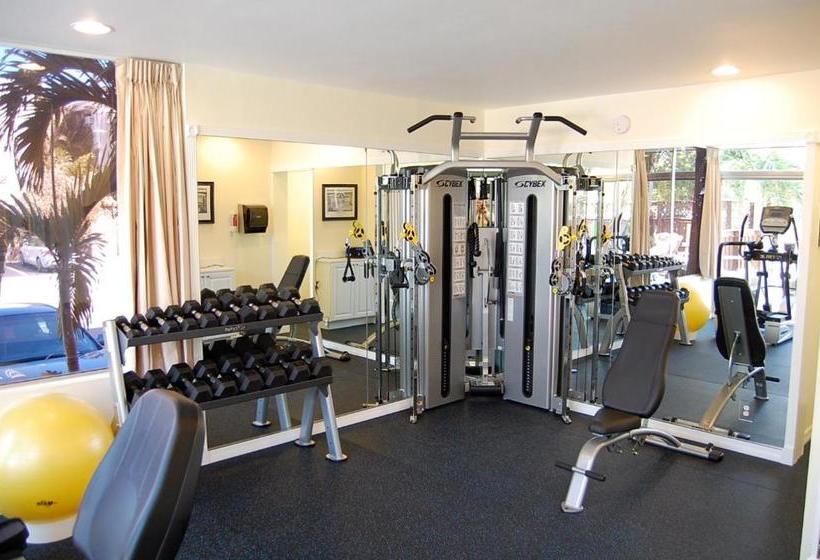 Alcazar Resort- Gay Mens Resort