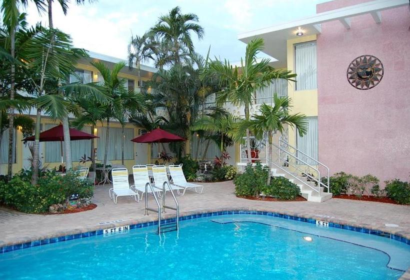 Alcazar Resort- Gay Mens Resort