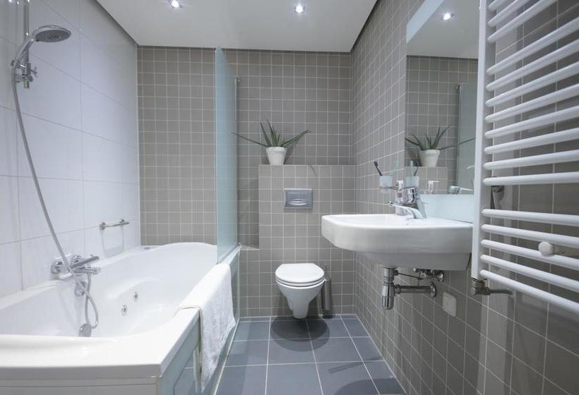 Amsterdam Canal Suites