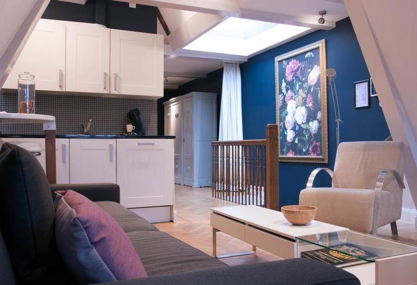 Amsterdam Canal Suites