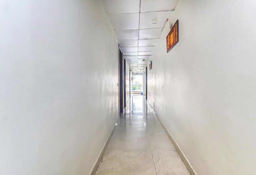 Hotel Treebo Trend Surya Residency