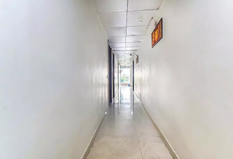 ホテル Treebo Trend Surya Residency