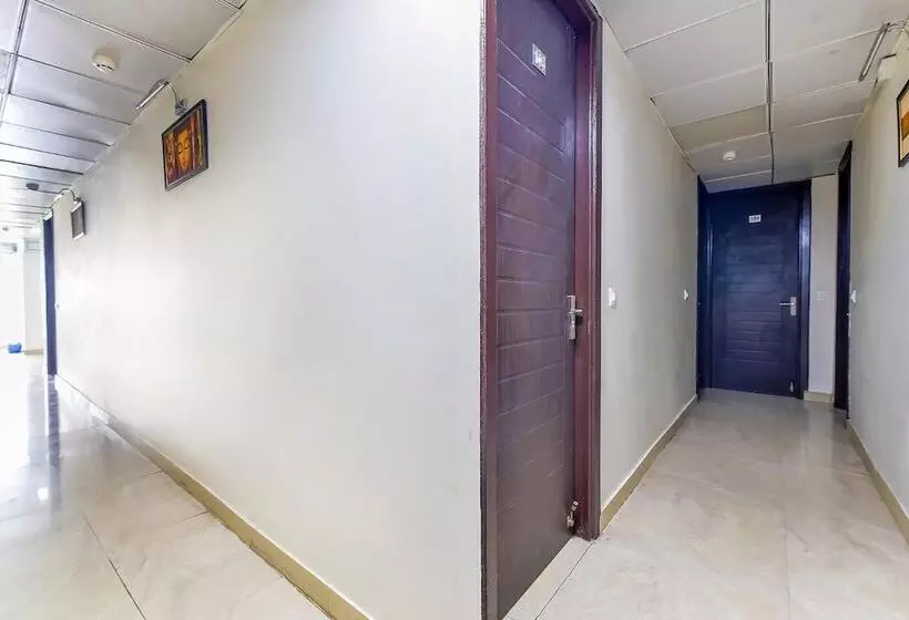 ホテル Treebo Trend Surya Residency
