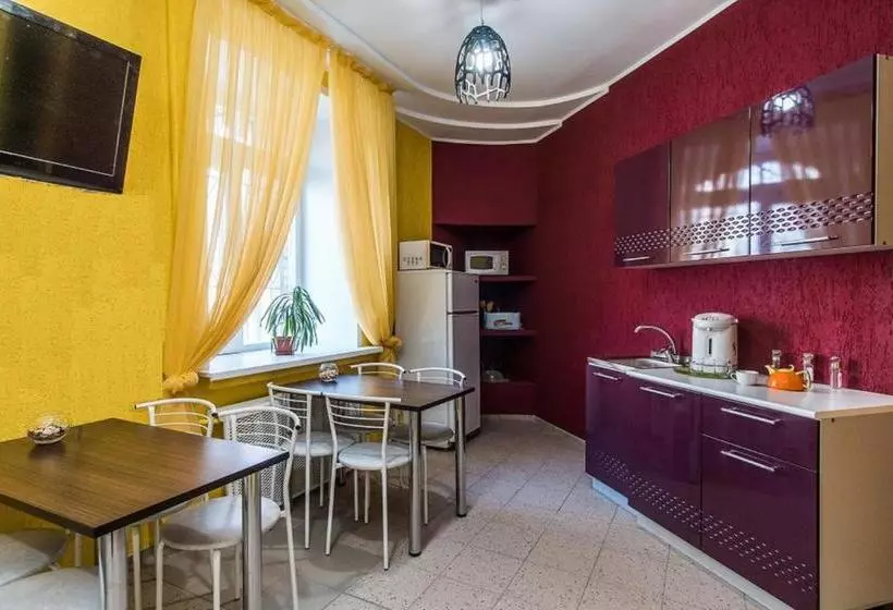 ホテル Barnaul Hostel