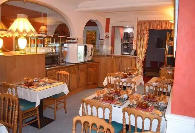 ホテル Central Anzac