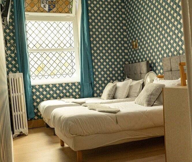 فندق Central Anzac