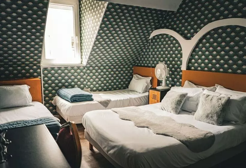 ホテル Central Anzac