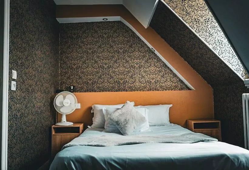 ホテル Central Anzac