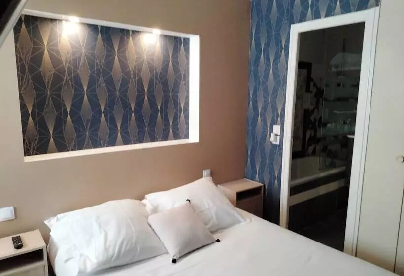 ホテル Central Anzac