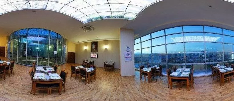 Hotelli Gherdan Park