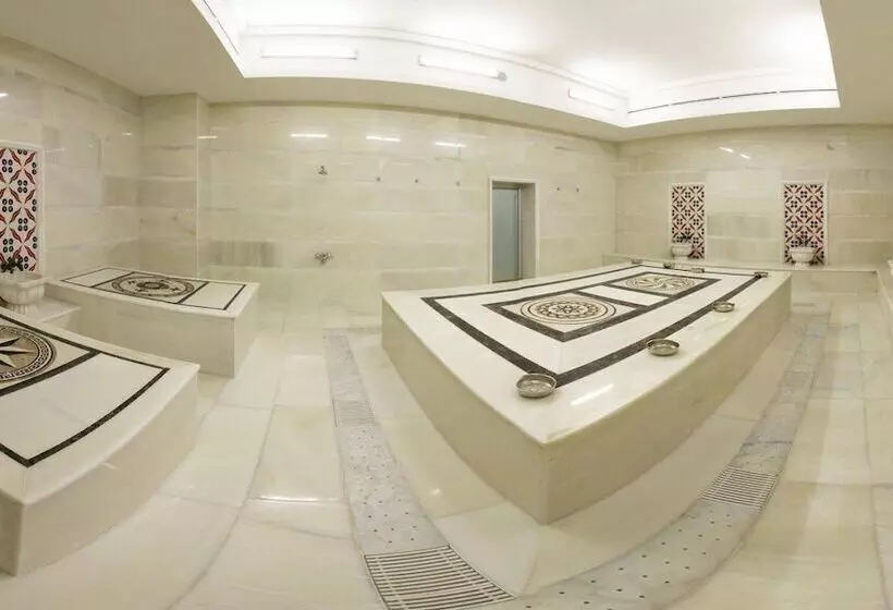 Hotelli Gherdan Park