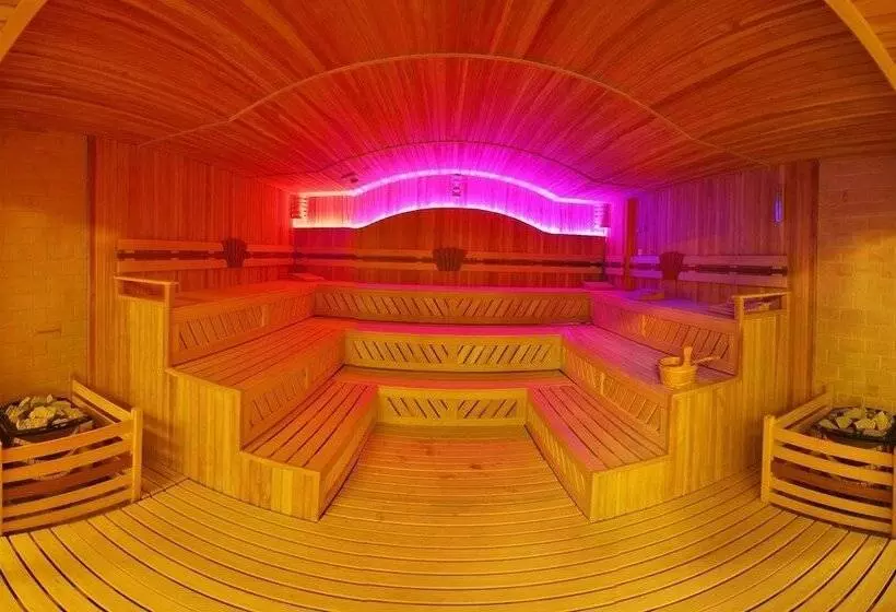 Hotelli Gherdan Park