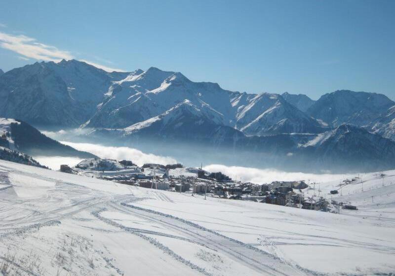 בית מלון כפרי Hôtel Le Dôme