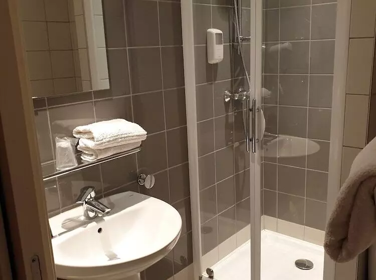 ホテル Hôtel Restaurant Les Oceanides