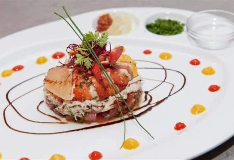 هتل Hôtel Restaurant Les Oceanides