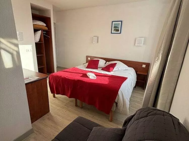 ホテル Hôtel Restaurant Les Oceanides