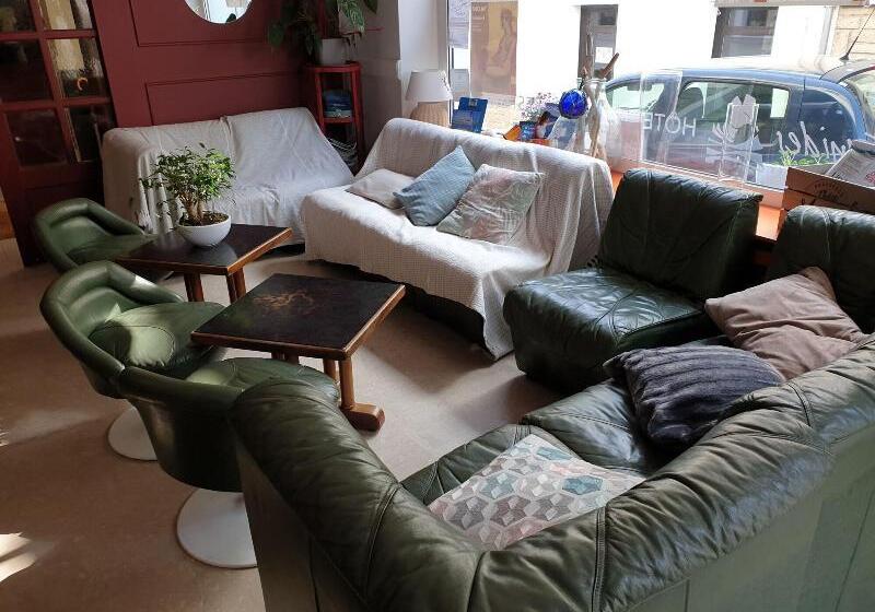 هتل Hôtel Restaurant Les Oceanides