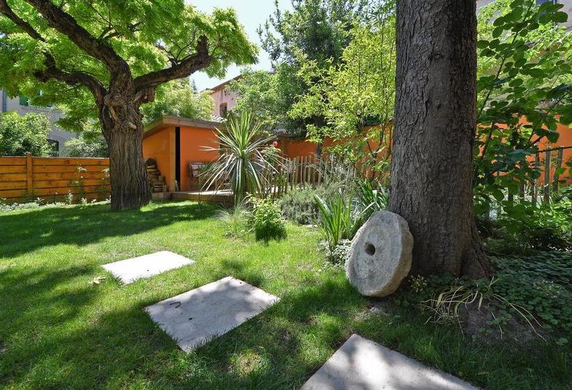 Отель La Merci, Chambres D Hôtes