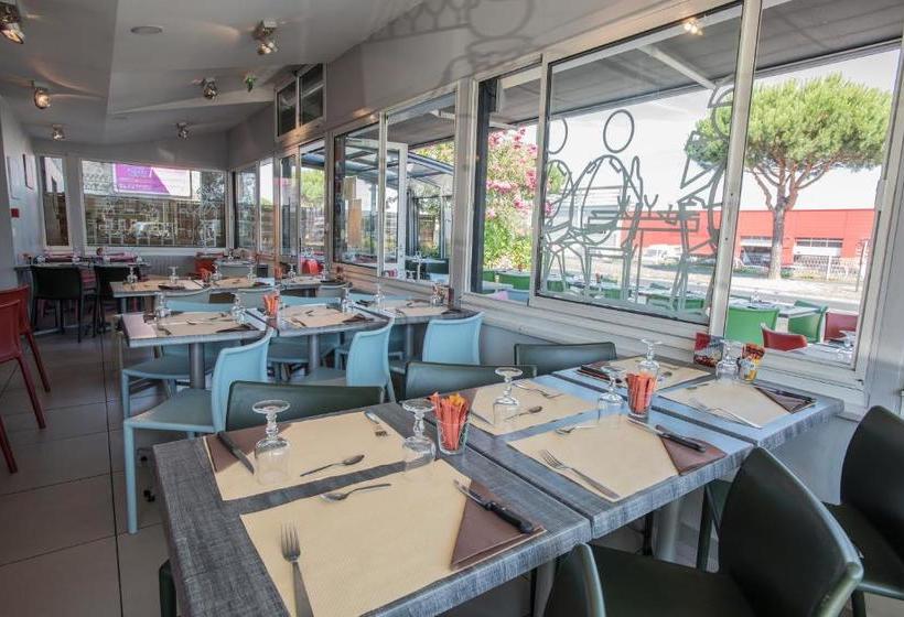 Отель Le Beauregard