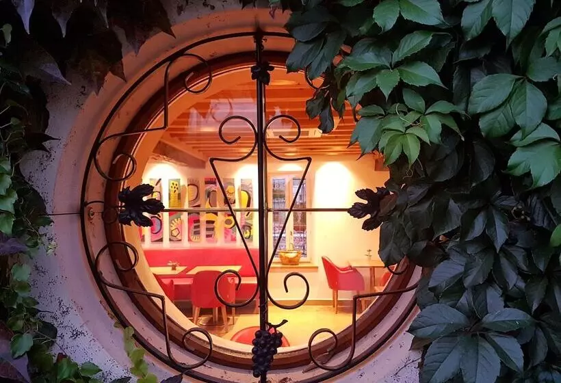 Hotelli Le Clos De La Vouge