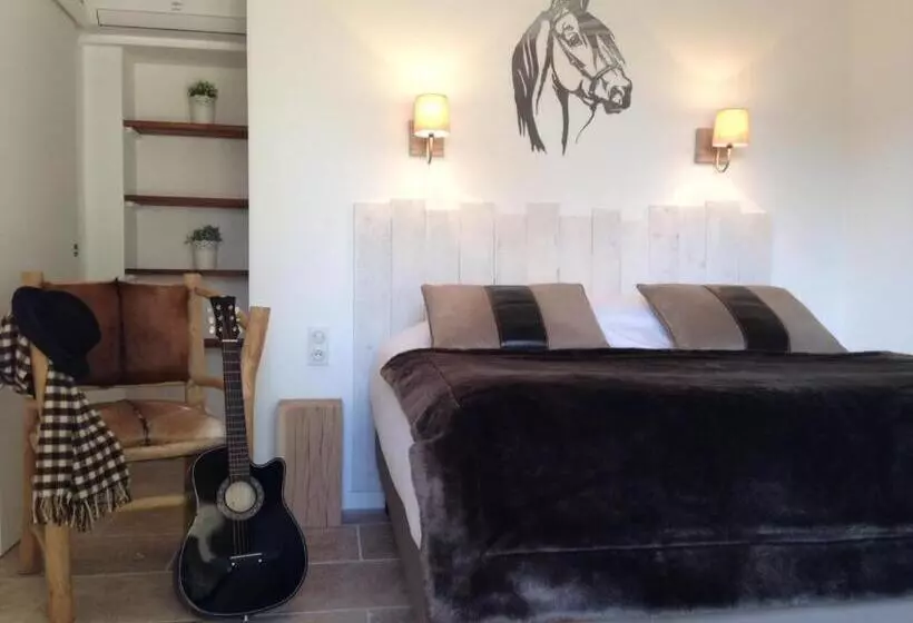 ホテル Mas Des Rieges & Spa