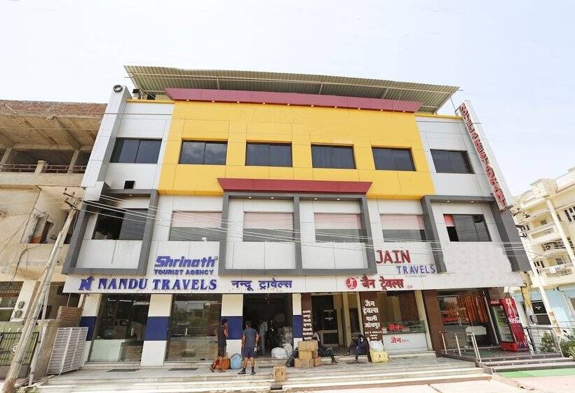 Hôtel Oyo 6541  Relax Inn