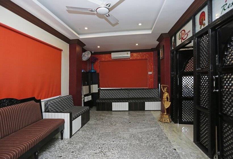 Hôtel Oyo 6541  Relax Inn