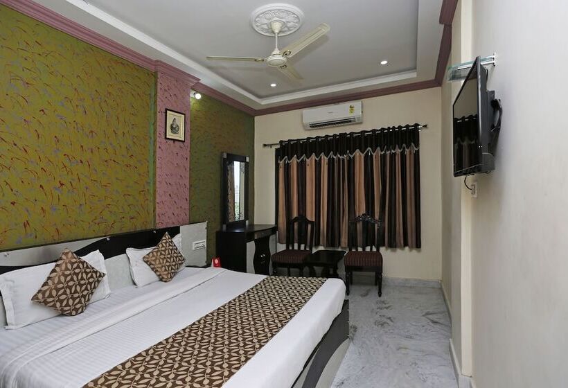 Hôtel Oyo 6541  Relax Inn