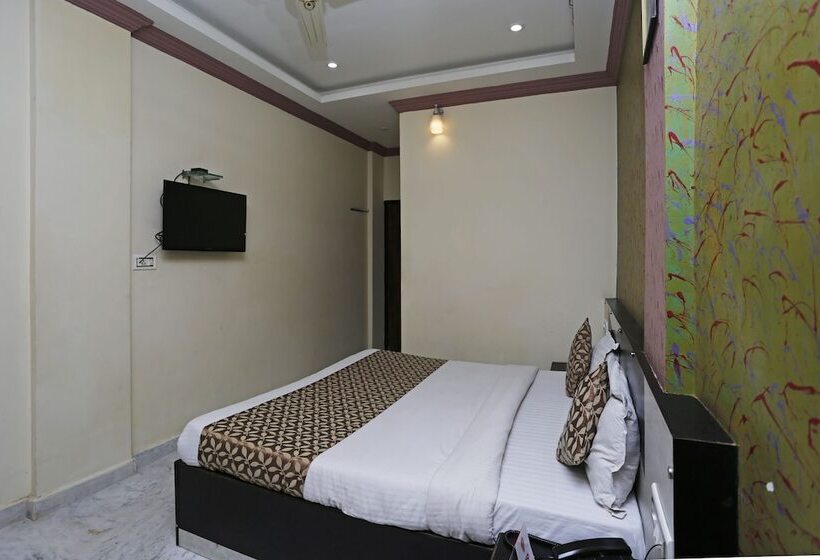 Hôtel Oyo 6541  Relax Inn