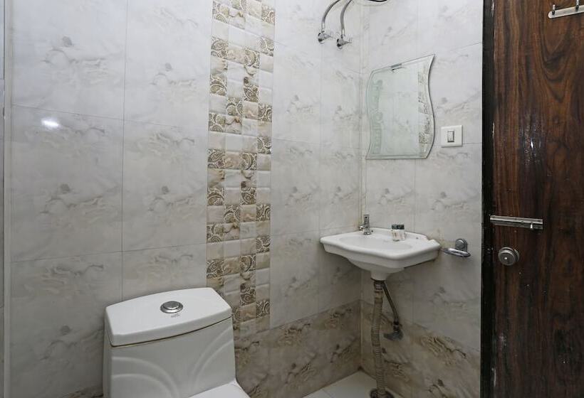 Hôtel Oyo 6541  Relax Inn