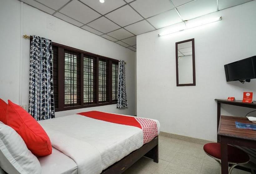 호텔 Oyo 7116 Home Stay Winter Castle