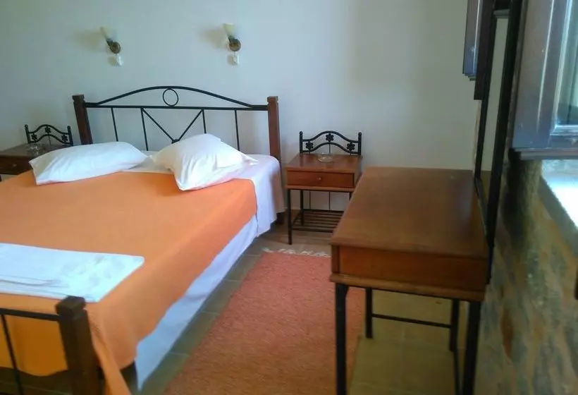 Onar Mani Suites