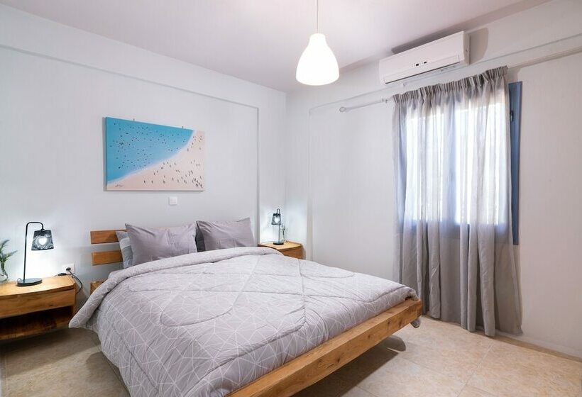 Sarakinas Residences