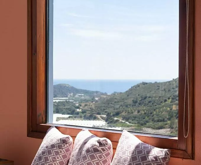 Sarakinas Residences