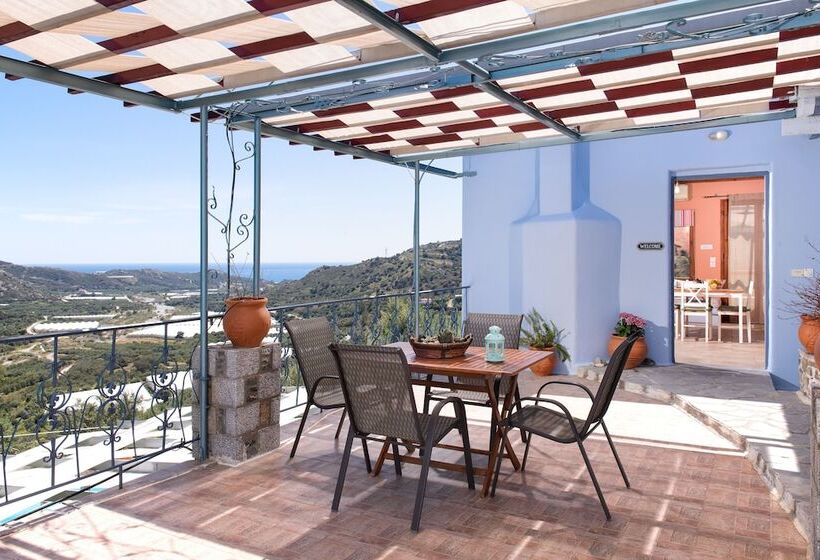 Sarakinas Residences