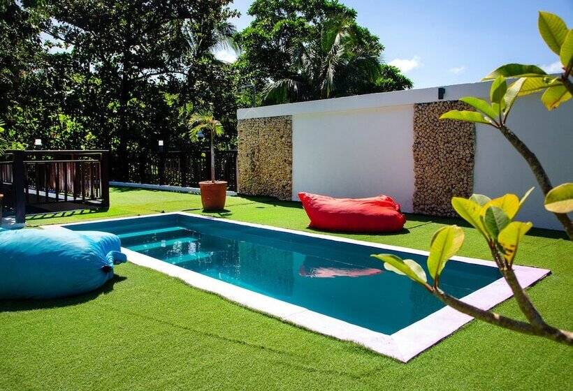 호스텔 Chillax Boracay