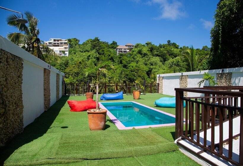 호스텔 Chillax Boracay