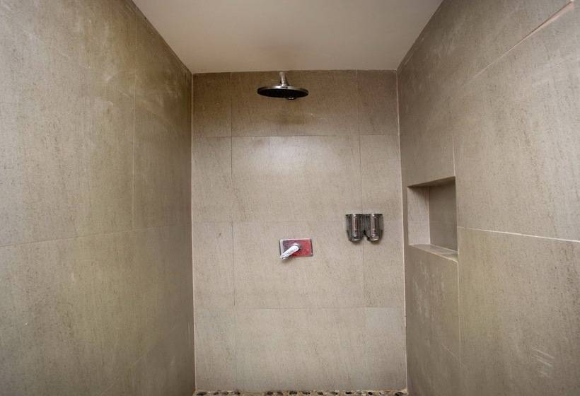 호스텔 Chillax Boracay