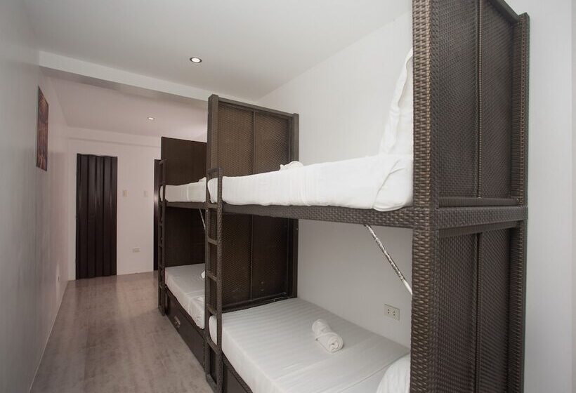 호스텔 Chillax Boracay