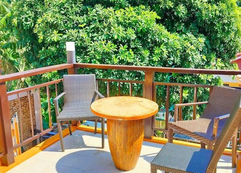 호스텔 Chillax Boracay